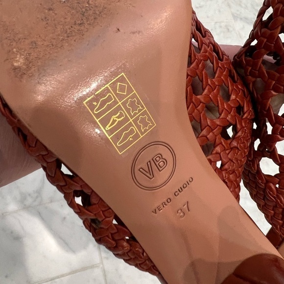 VERONICA BEARD Jacqlyn crocheted leather cone heel pointy toe mule size 37 - Picture 8 of 14